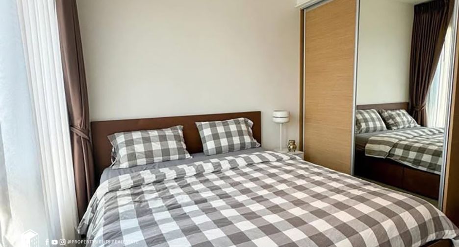 For sale 2 bedrooms condo in Khlong Toei, Bangkok
