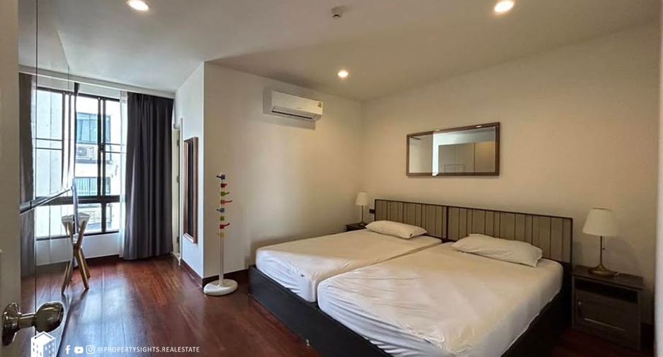 Condo en alquiler de 3 habitaciones en Watthana, Bangkok