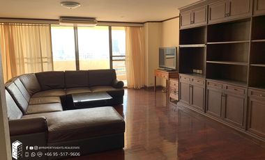 For rent 3 bedrooms condo in Khlong Toei, Bangkok