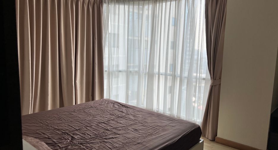 À vendre 2 chambres condo à Watthana, Bangkok