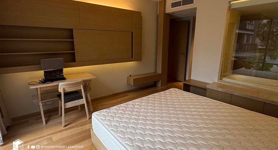 Wohnung zur Miete mit 2 Zimmer in Pathum Wan, Bangkok