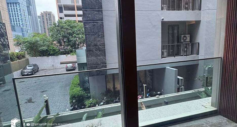 Wohnung zur Miete mit 2 Zimmer in Pathum Wan, Bangkok