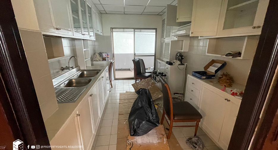 Wohnung zur Miete mit 4 Zimmer in Watthana, Bangkok