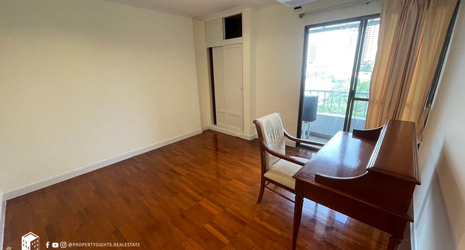 Wohnung zur Miete mit 4 Zimmer in Watthana, Bangkok