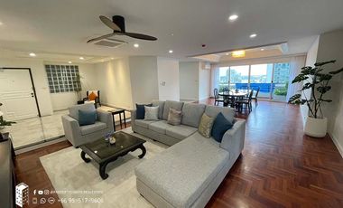 For rent 4 bedrooms condo in Khlong Toei, Bangkok