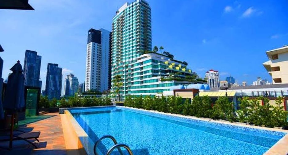 For rent 1 bed condo in Watthana, Bangkok