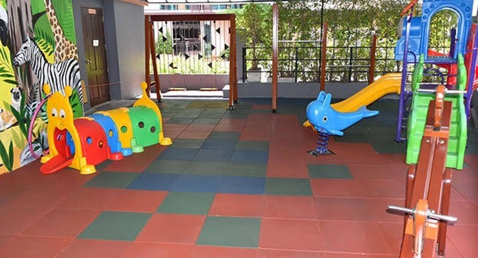 For rent 1 bed condo in Watthana, Bangkok