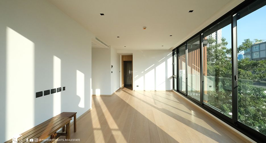 For sale 2 bedrooms condo in Watthana, Bangkok