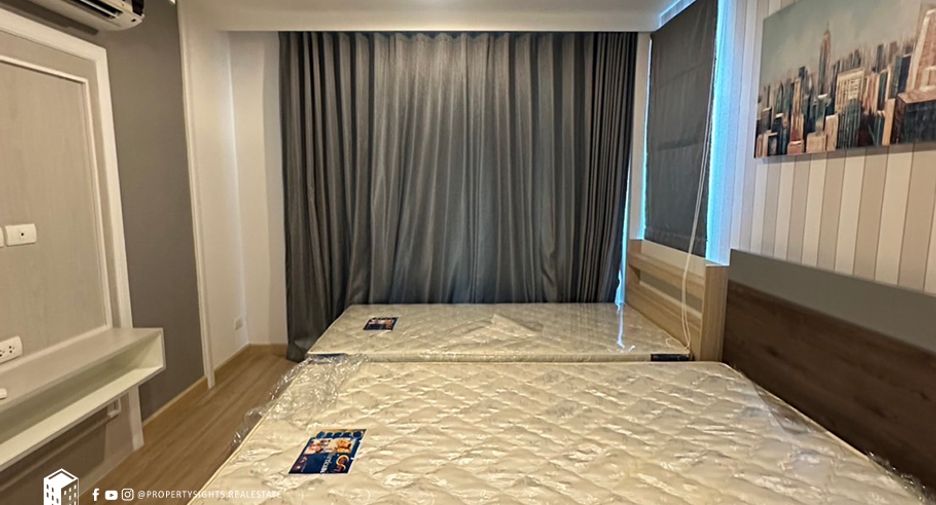 For rent 3 bedrooms condo in Watthana, Bangkok