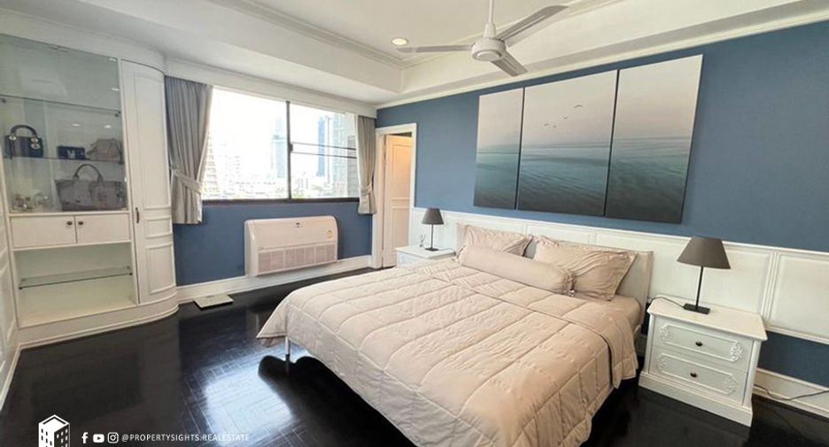 For rent 2 bedrooms condo in Sathon, Bangkok