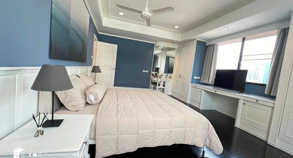 For rent 2 bedrooms condo in Sathon, Bangkok