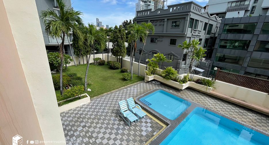 Condo en alquiler de 3 habitaciones en Watthana, Bangkok