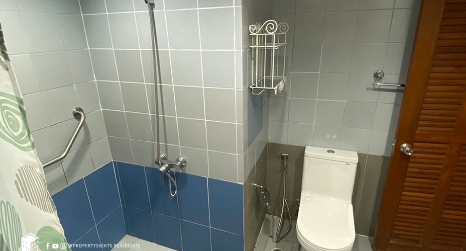 For rent 1 bed condo in Watthana, Bangkok