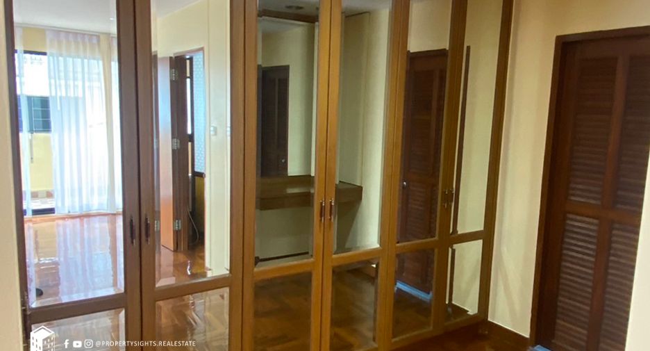 For rent 1 bed condo in Watthana, Bangkok