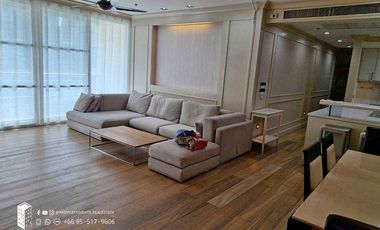 For rent 3 bedrooms condo in Sathon, Bangkok
