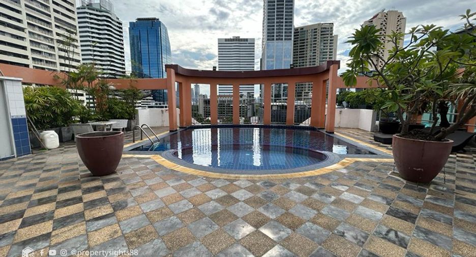 出售 3 卧室 公寓 在 Khlong Toei, 曼谷