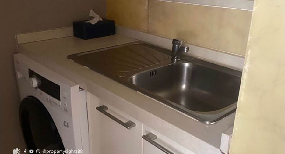 For sale 1 bed condo in Watthana, Bangkok