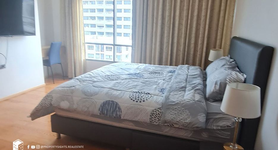 For rent 3 bedrooms condo in Khlong Toei, Bangkok