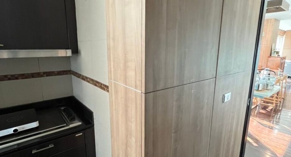 For sale 3 bedrooms condo in Watthana, Bangkok