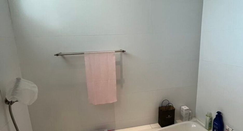 For sale 3 bedrooms condo in Watthana, Bangkok