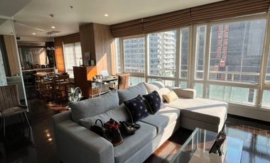 For sale 3 bedrooms condo in Watthana, Bangkok