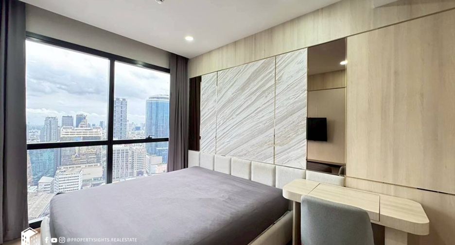 For rent 2 bedrooms condo in Bang Rak, Bangkok