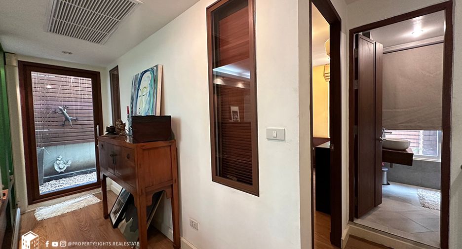 Reihenhaus zum Kauf mit 2 Zimmer in Sathon, Bangkok