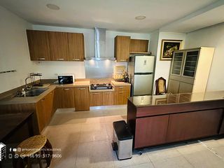 For sale studio townhouse in Khlong Toei, Bangkok