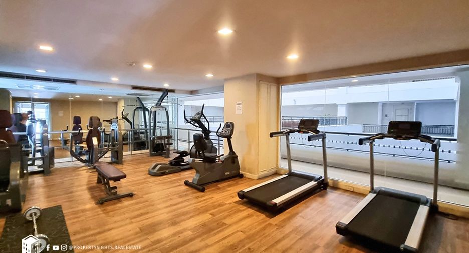 For sale 2 bedrooms condo in Watthana, Bangkok