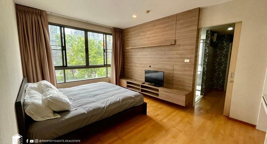 For sale 2 bedrooms condo in Khlong Toei, Bangkok