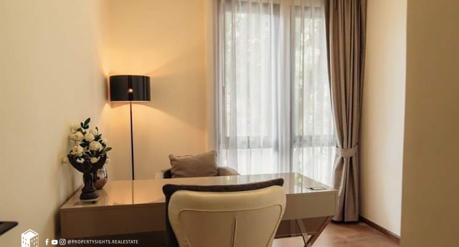 For sale スタジオ condo in Khlong Toei, Bangkok