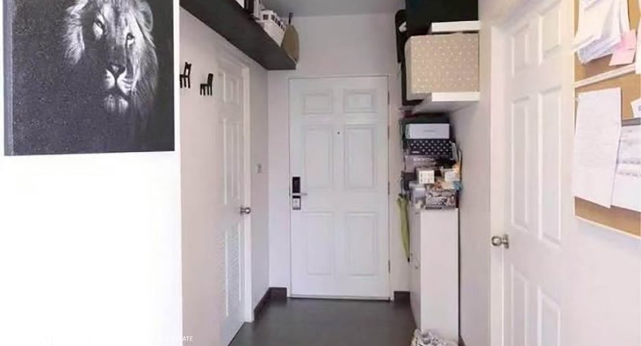 Condo en venta de 2 habitaciones en Huai Khwang, Bangkok