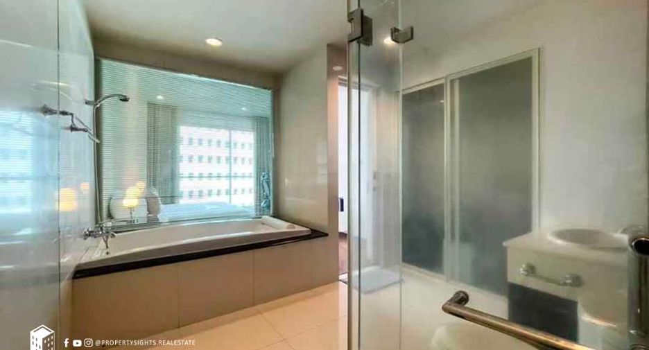 For rent 1 bed condo in Pathum Wan, Bangkok