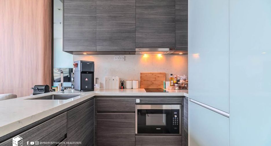 For rent 1 bed condo in Watthana, Bangkok