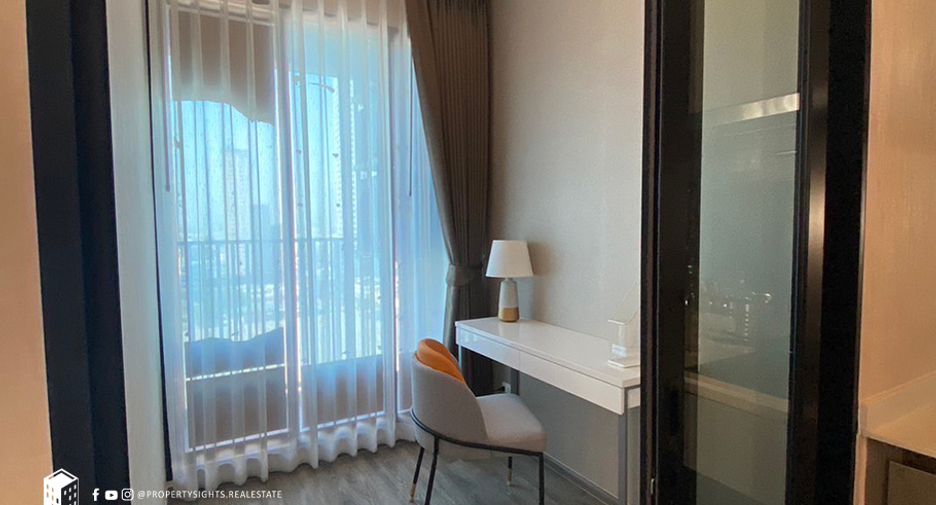 For rent 1 bed condo in Watthana, Bangkok