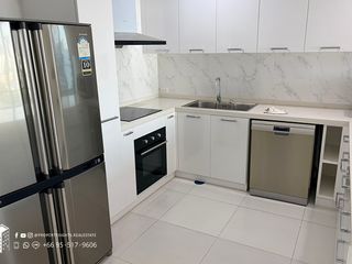 For rent 4 ベッドルーム condo in Bang Rak, Bangkok