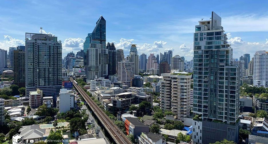 For rent 1 bed condo in Khlong Toei, Bangkok