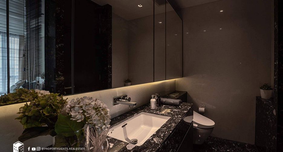 For rent 1 bed condo in Khlong Toei, Bangkok