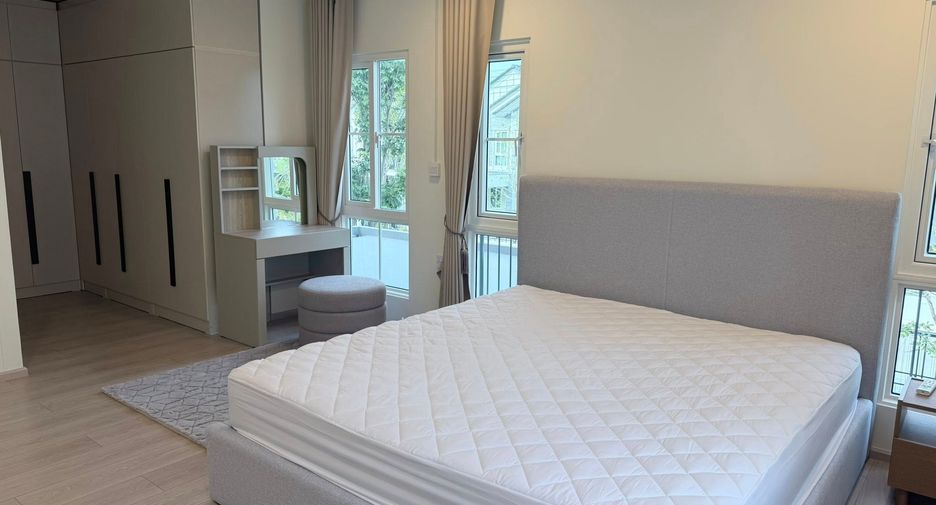 Haus zur Miete mit 4 Zimmer in Bang Na, Bangkok