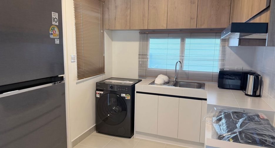 Haus zur Miete mit 4 Zimmer in Bang Na, Bangkok