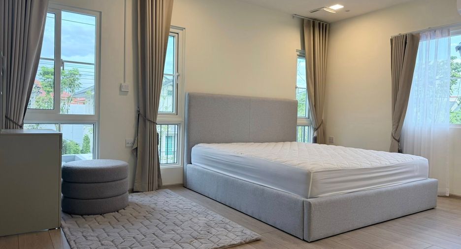 Haus zur Miete mit 4 Zimmer in Bang Na, Bangkok
