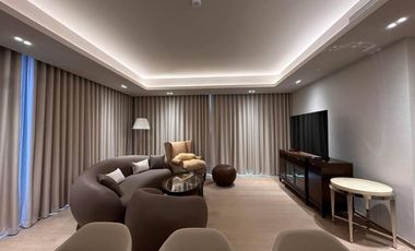 For rent 2 bedrooms condo in Pathum Wan, Bangkok