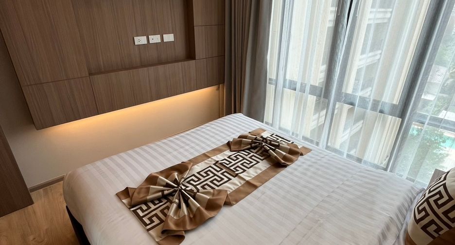 For rent 2 bedrooms condo in Watthana, Bangkok