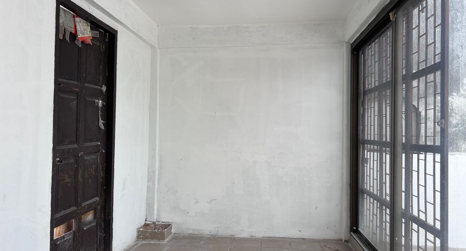 Reihenhaus zur Miete mit 5 Zimmer in Khlong Toei, Bangkok