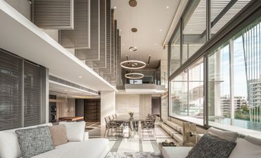 For sale 5 bedrooms condo in Watthana, Bangkok