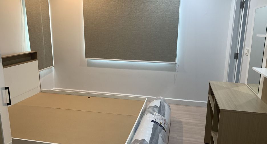 For rent 3 bedrooms townhouse in Bang Phli, Samut Prakan