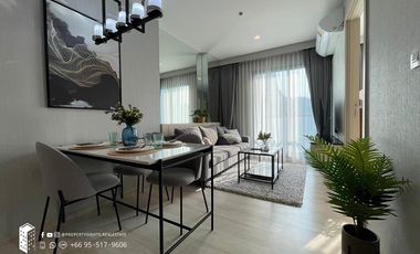 À louer 2 chambres condo à Pathum Wan, Bangkok