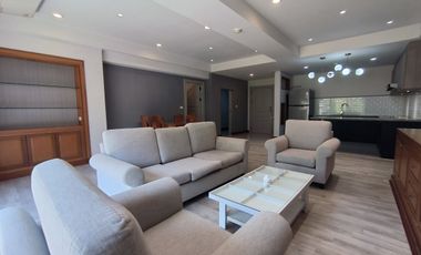 Wohnung zur Miete mit 2 Zimmer in Pathum Wan, Bangkok