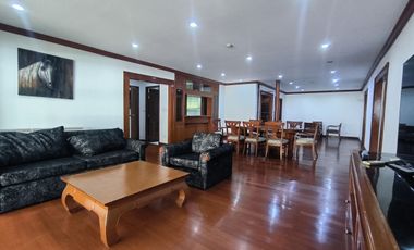 For rent 3 bedrooms condo in Watthana, Bangkok
