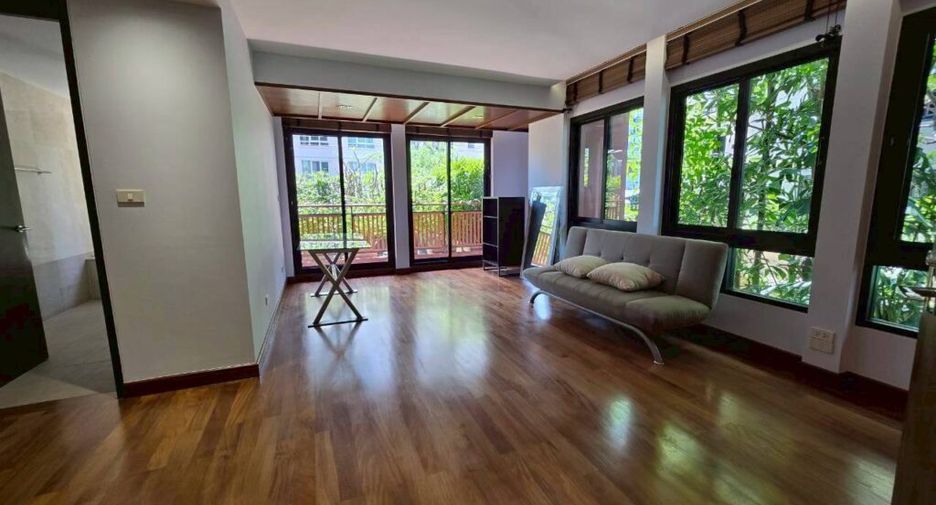 Condo en alquiler de 3 habitaciones en Sathon, Bangkok